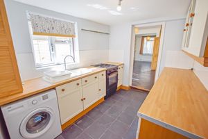 Kitchen- click for photo gallery